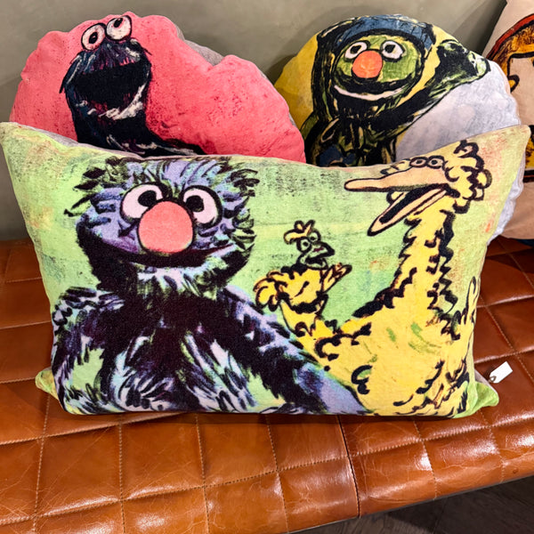 'GROVER & BIG BIRD' VELVET RECTANGLE CUSHION BY DAVID BROMLEY.  40 X 60CM