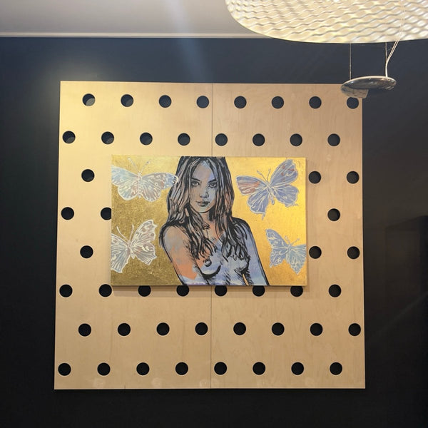 Rosie, David Bromley, acrylic on canvas with gold gilding, 100cm x 150cm